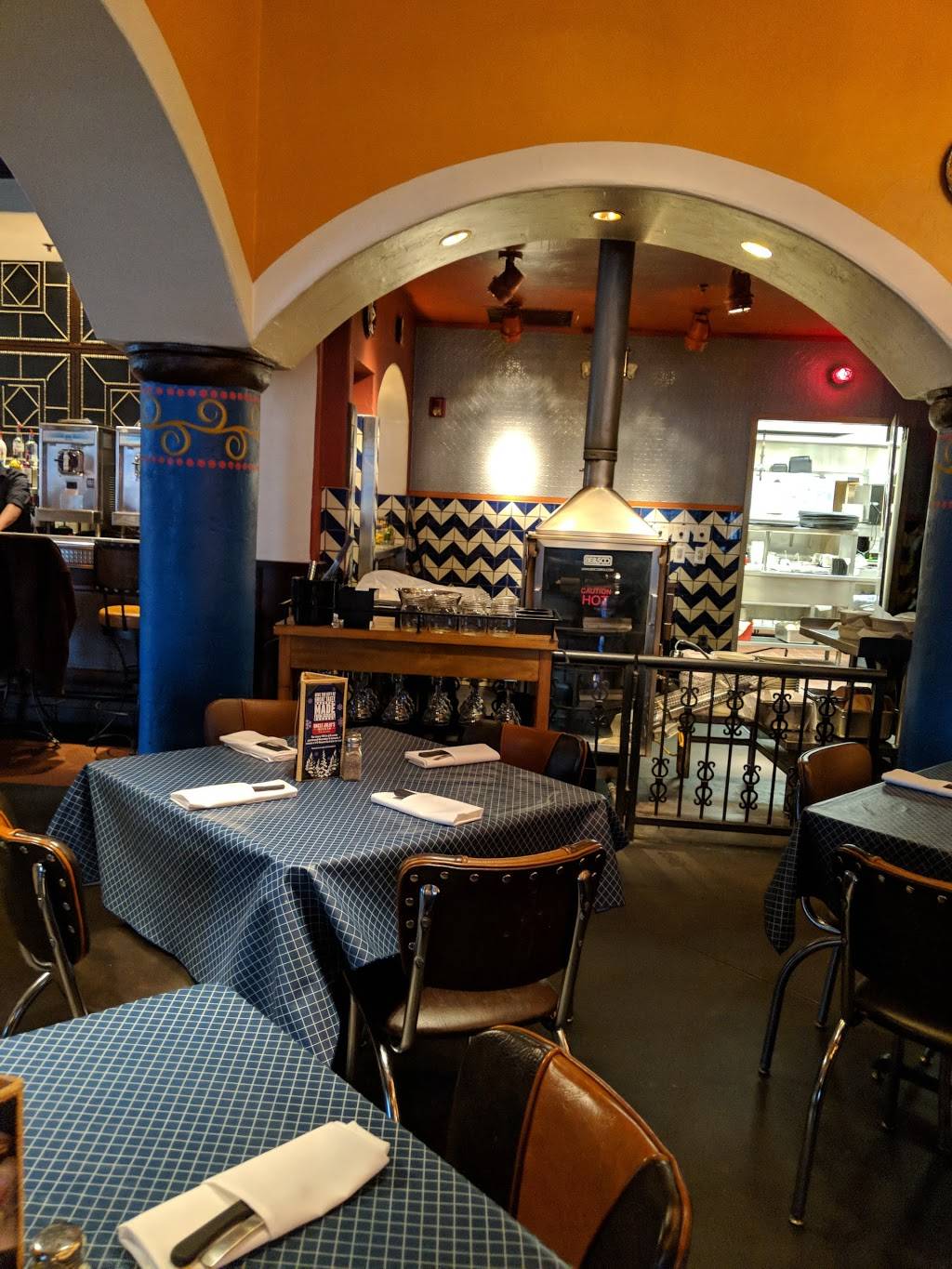 Uncle Julios Mexican From Scratch | restaurant | 4251 Fairfax Corner Ave, Fairfax, VA 22030, USA | 7032667760 OR +1 703-266-7760