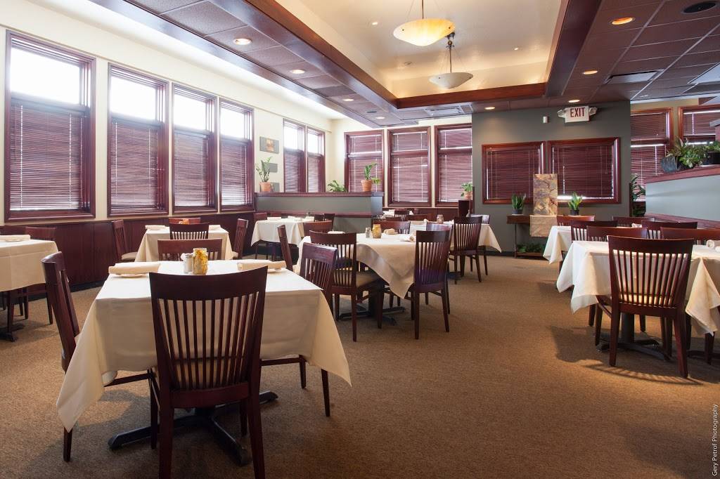 DAgneses Bistro Seven Hills | restaurant | 7649 Broadview Rd, Seven Hills, OH 44131, USA | 2163281740 OR +1 216-328-1740