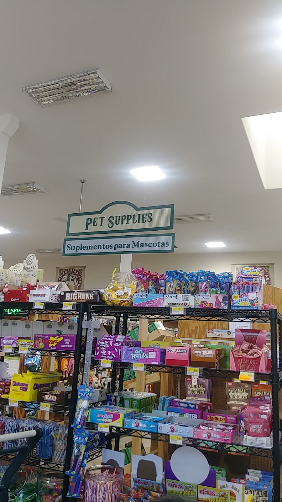 JD Redhouse & Company | restaurant | 212 S Main St, Willits, CA 95490, USA | 7074591214 OR +1 707-459-1214