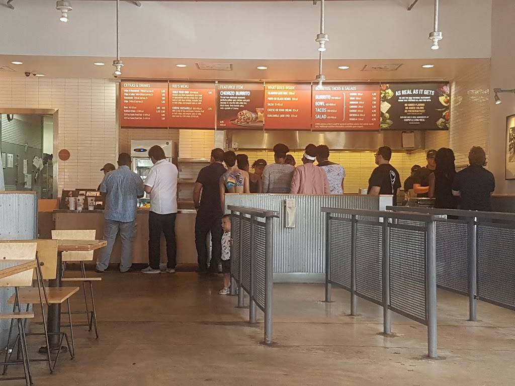 Chipotle Mexican Grill | restaurant | 6290 S Dixie Hwy, South Miami, FL 33143, USA | 3056683831 OR +1 305-668-3831