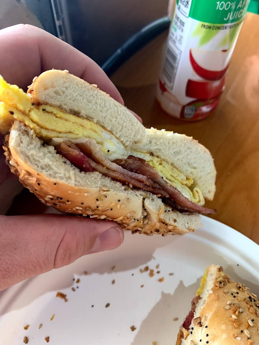 Hamilton Bagel & Grill | bakery | 2130 NJ-33, Hamilton Township, NJ 08690, USA | 6098382500 OR +1 609-838-2500