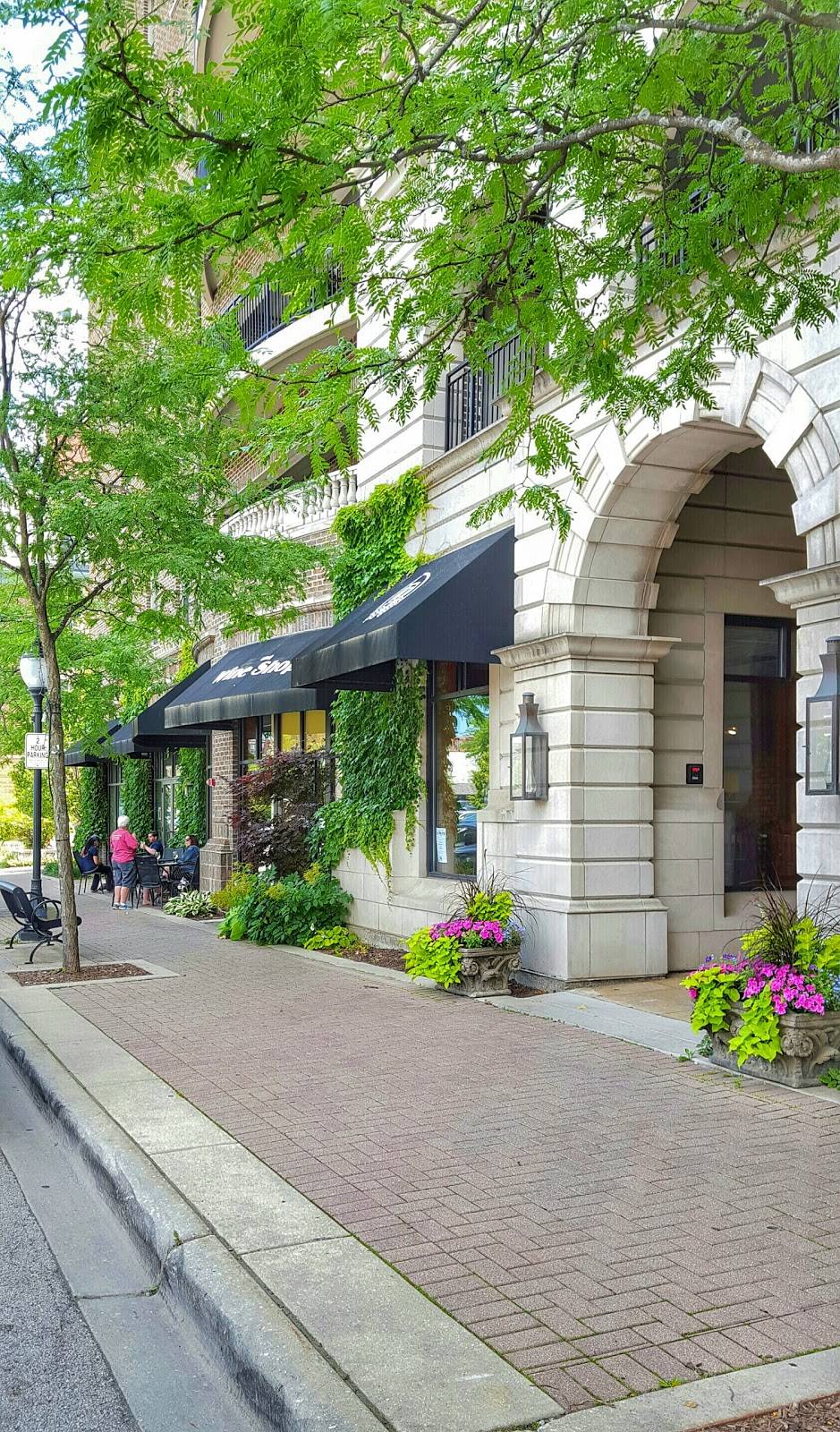 Tuscan Market & Wine Shop | restaurant | 141 W Wing St, Arlington Heights, IL 60005, USA | 8473929700 OR +1 847-392-9700