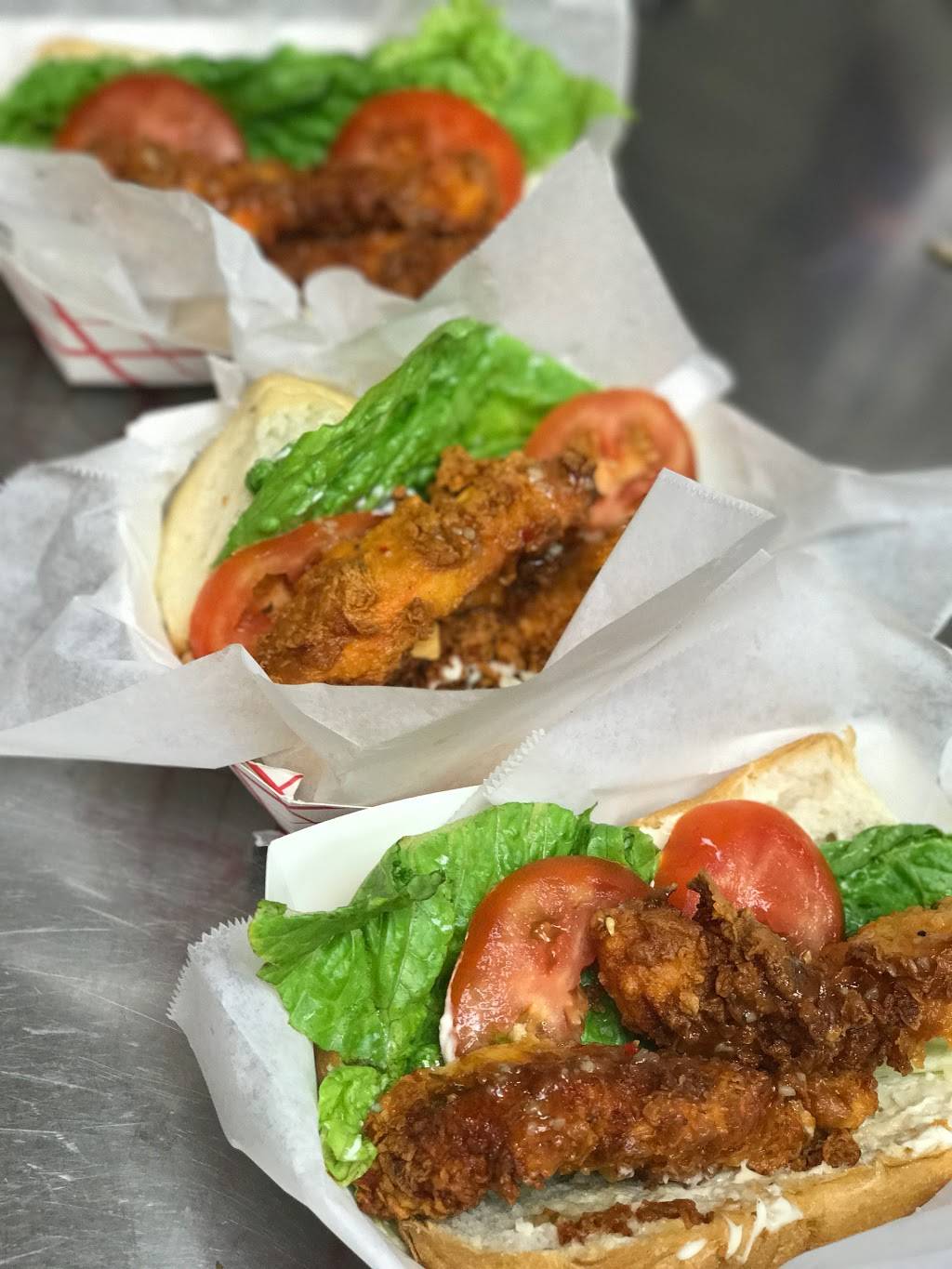 Mama Sues Kitchen | restaurant | 23 E Farm St, Waterbury, CT 06708, USA | 2036956771 OR +1 203-695-6771