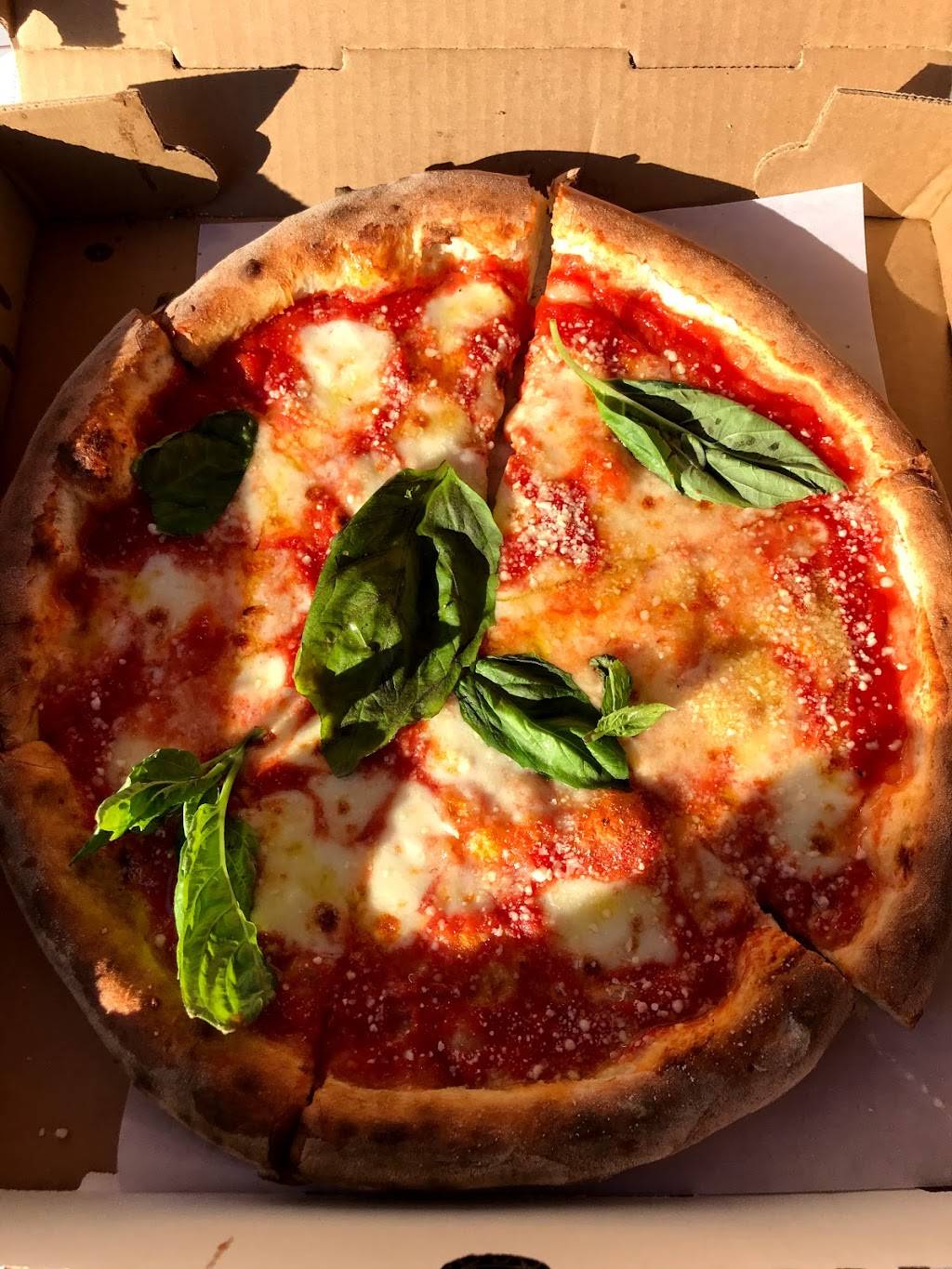 Half Full | restaurant | 125 2nd St, Lewes, DE 19958, USA | 3026458877 OR +1 302-645-8877