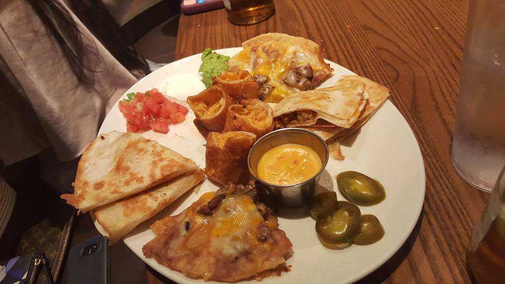 On the Border | meal takeaway | 200 Broadway Mall, Hicksville, NY 11801, USA | 5163427777 OR +1 516-342-7777