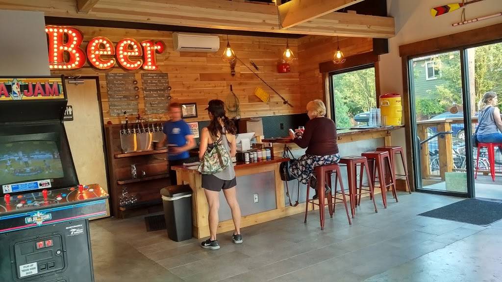 Scout Beer Tap House | restaurant | 5029 SE Division St, Portland, OR 97206, USA | 5037649855 OR +1 503-764-9855