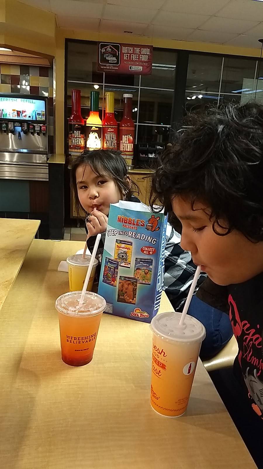 Del Taco | meal takeaway | 282 Sunset Ave, Suisun City, CA 94585, USA | 7074251863 OR +1 707-425-1863