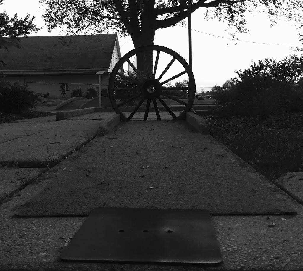 Shady Grove Golf Course and Restaurant | restaurant | 15733 US-224, Findlay, OH 45840, USA | 4194227494 OR +1 419-422-7494