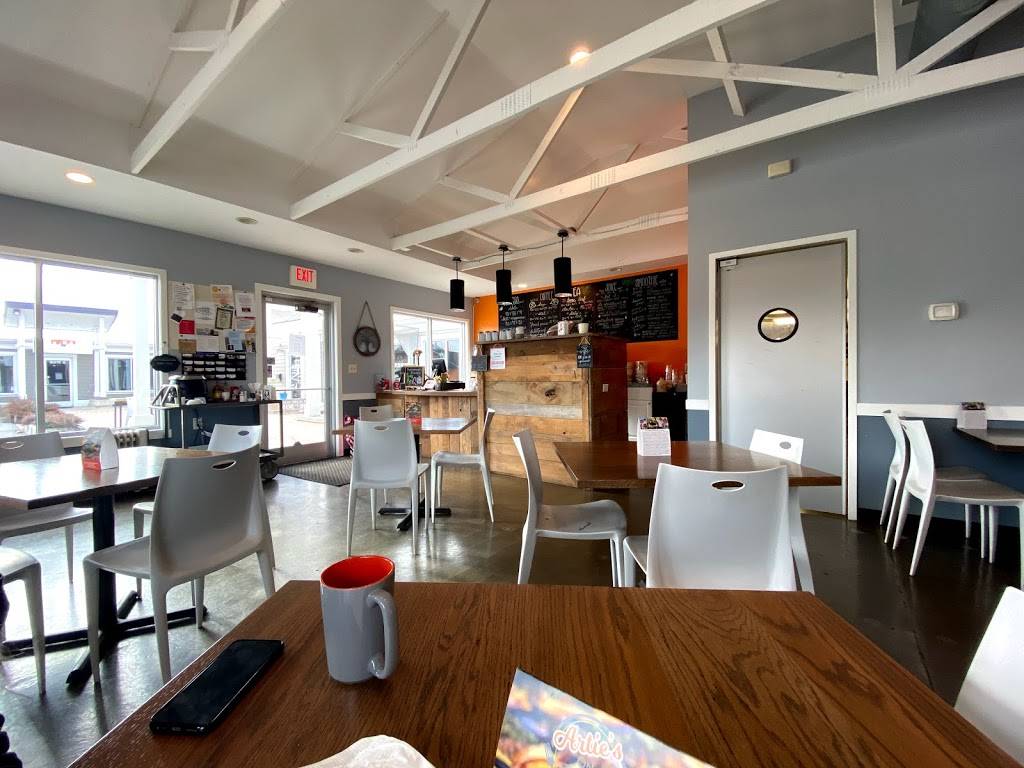 Arties on Central | cafe | 2442 Central Ave, Indianapolis, IN 46205, USA | 3174262996 OR +1 317-426-2996