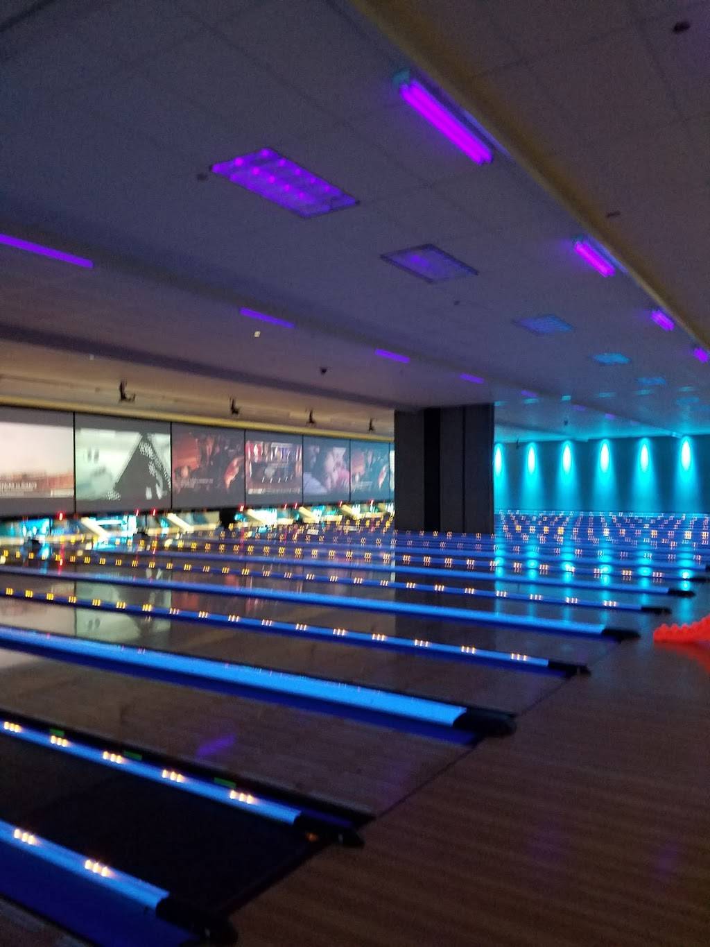 Main Event Shenandoah | restaurant | 19441 I-45, Shenandoah, TX 77385, USA | 2813555511 OR +1 281-355-5511