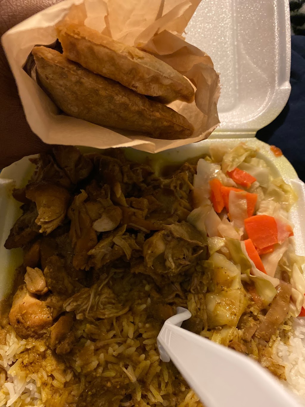 The Jerk Grill | restaurant | 150 Alafaya Woods Blvd # 102, Oviedo, FL 32765, USA | 4075427244 OR +1 407-542-7244