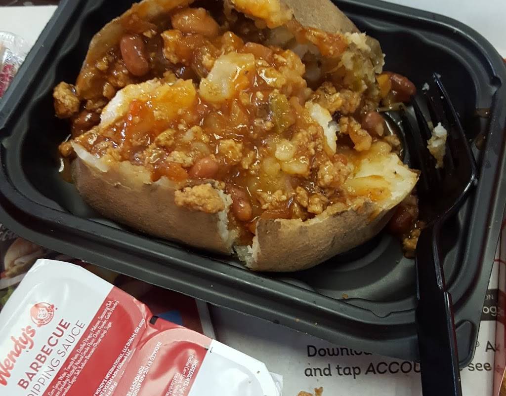 Wendys | restaurant | 307 Arneill Rd, Camarillo, CA 93010, USA | 8059872666 OR +1 805-987-2666