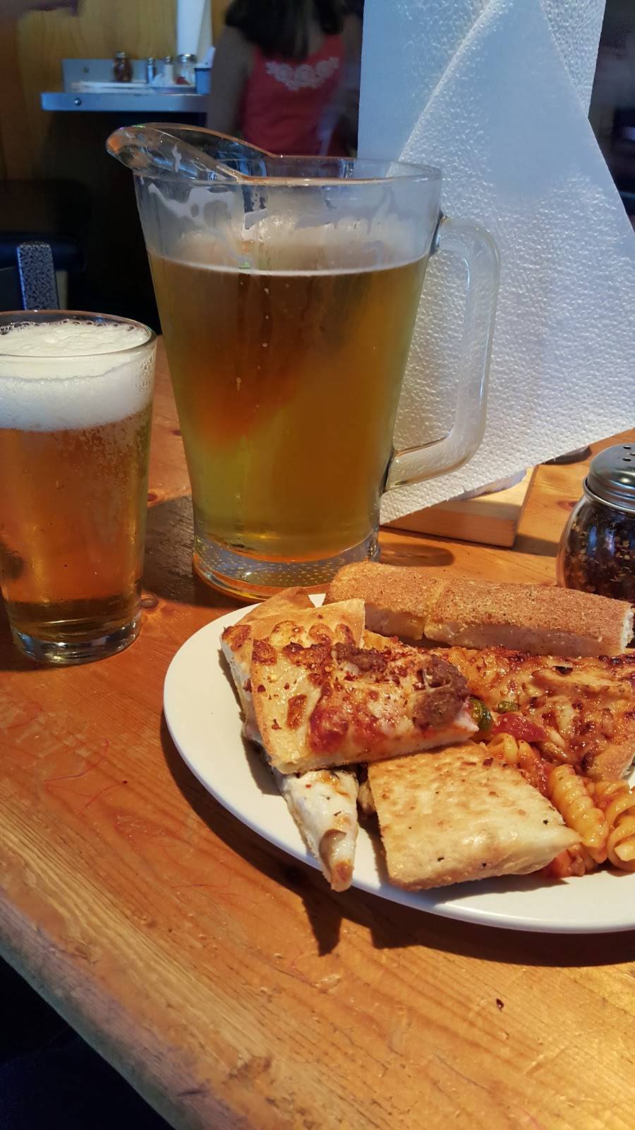 Pizza Hut | restaurant | 4301 7th St, Bay City, TX 77414, USA | 9792457601 OR +1 979-245-7601