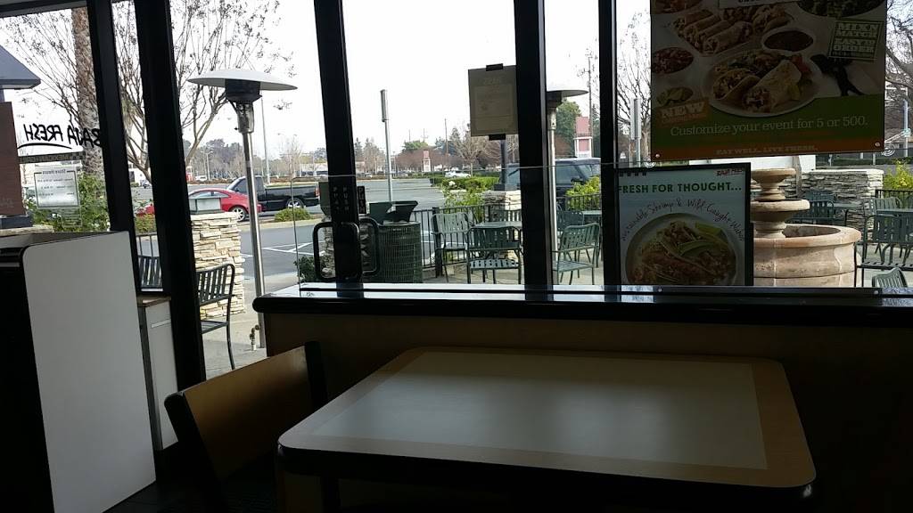 Baja Fresh | restaurant | 901 Sunvalley Blvd Ste 101, Concord, CA 94520, USA | 9255219301 OR +1 925-521-9301