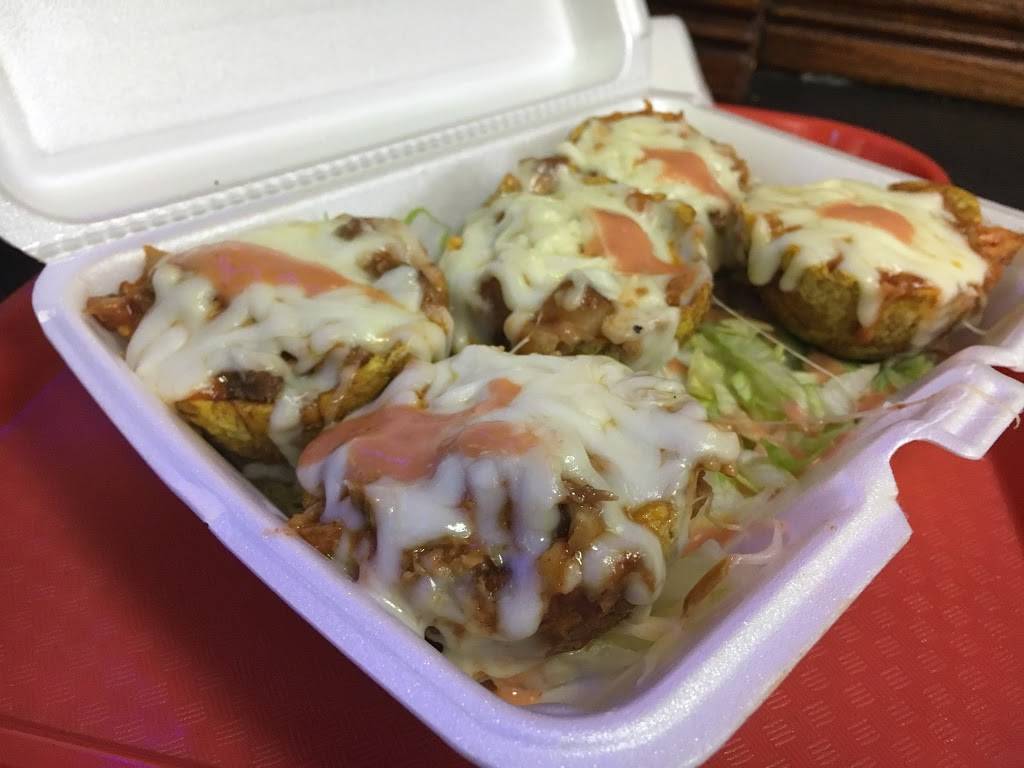 Oscars Kitchen La Casa De La Yaroa Y Patacon | restaurant | 2618 Jerome Ave, Bronx, NY 10468, USA | 6463535991 OR +1 646-353-5991