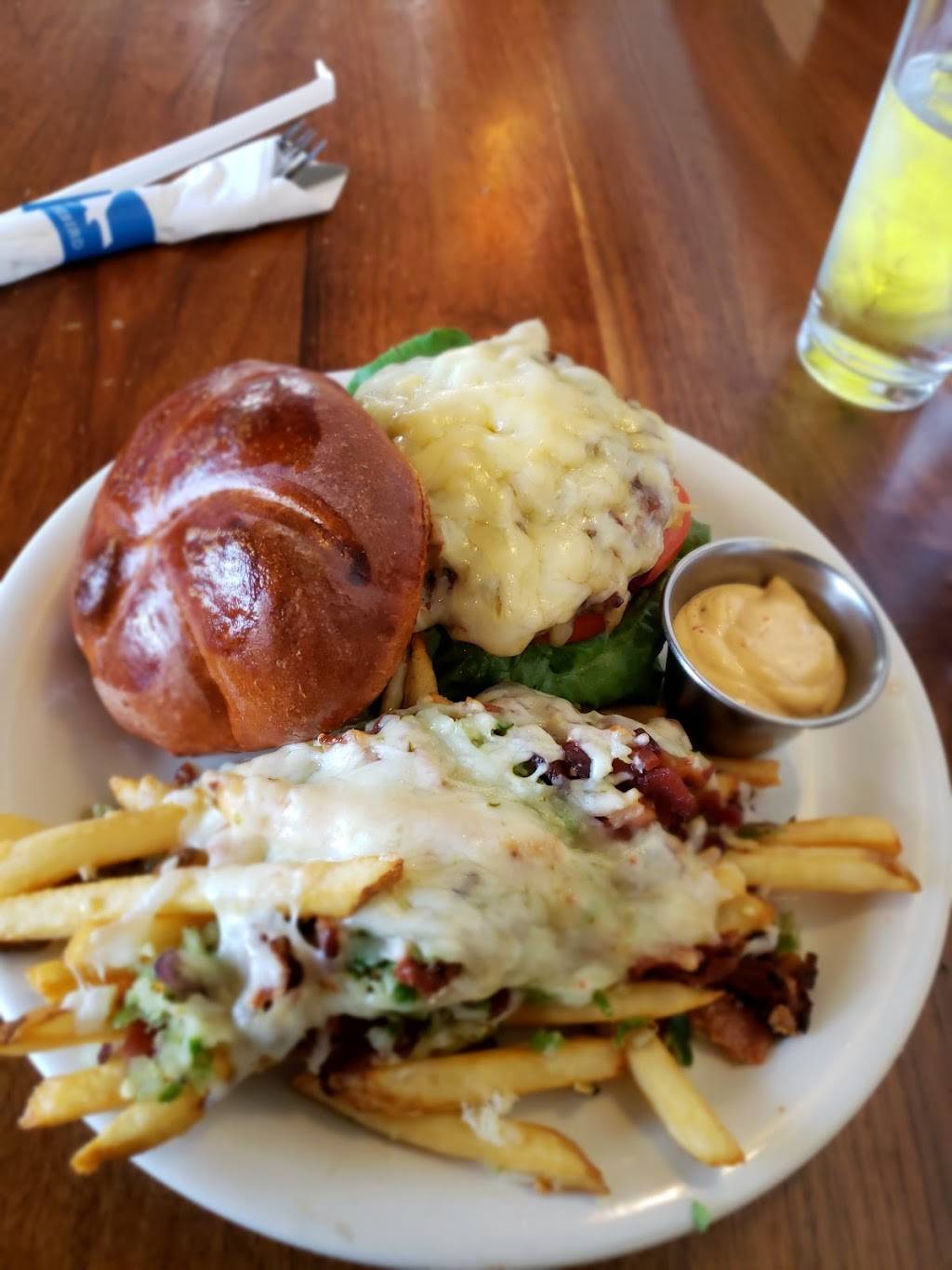 Bluebird Cafe | cafe | 650 W Cherry St #9, North Liberty, IA 52317, USA | 3196262603 OR +1 319-626-2603