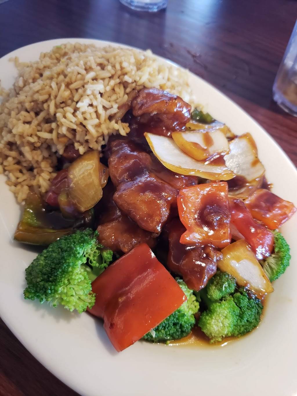 King Wah Restaurant | restaurant | 20668 Center Ridge Rd, Rocky River, OH 44116, USA | 4403310330 OR +1 440-331-0330