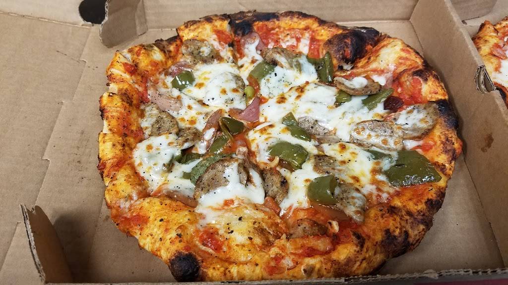 Isabellas Pizza | restaurant | 221 S High St, Baltimore, MD 21202, USA | 4109628888 OR +1 410-962-8888