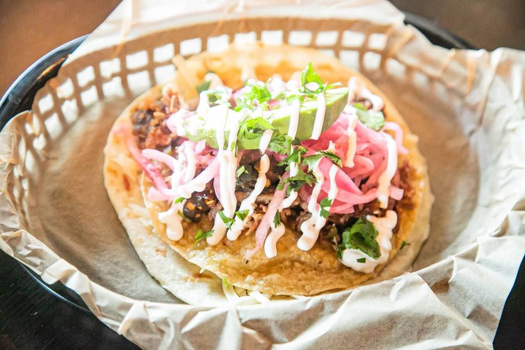 Torchys Tacos | restaurant | 3658 Nicholson Dr Unit 1A, Baton Rouge, LA 70802, USA | 2252894300 OR +1 225-289-4300