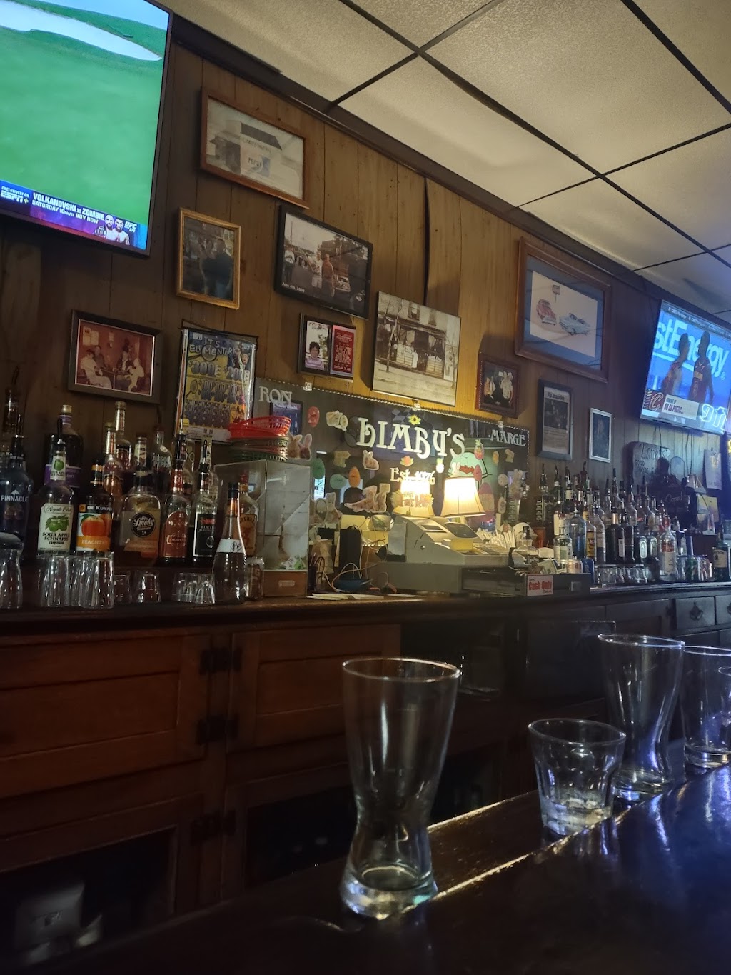 Limbys Restaurant | restaurant | 109 N Wooster Ave, Dover, OH 44622, USA | 3303432731 OR +1 330-343-2731