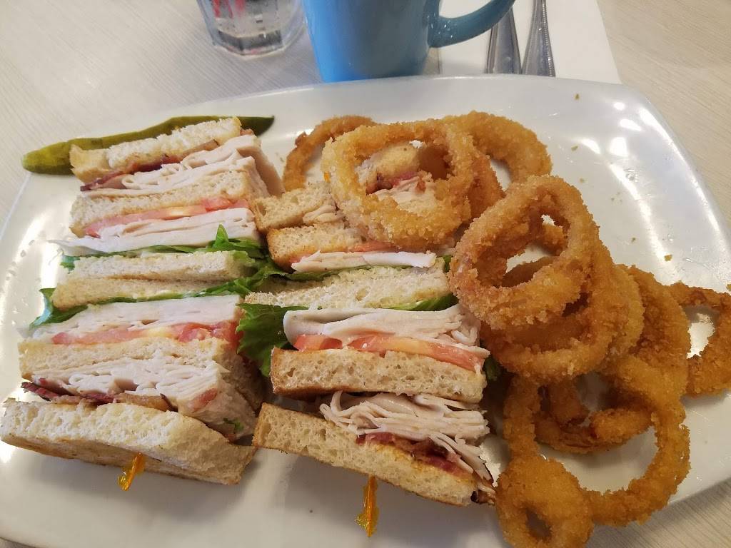 The Broken Yolk Cafe | restaurant | 8111 Mira Mesa Blvd, San Diego, CA 92126, USA | 8585649655 OR +1 858-564-9655