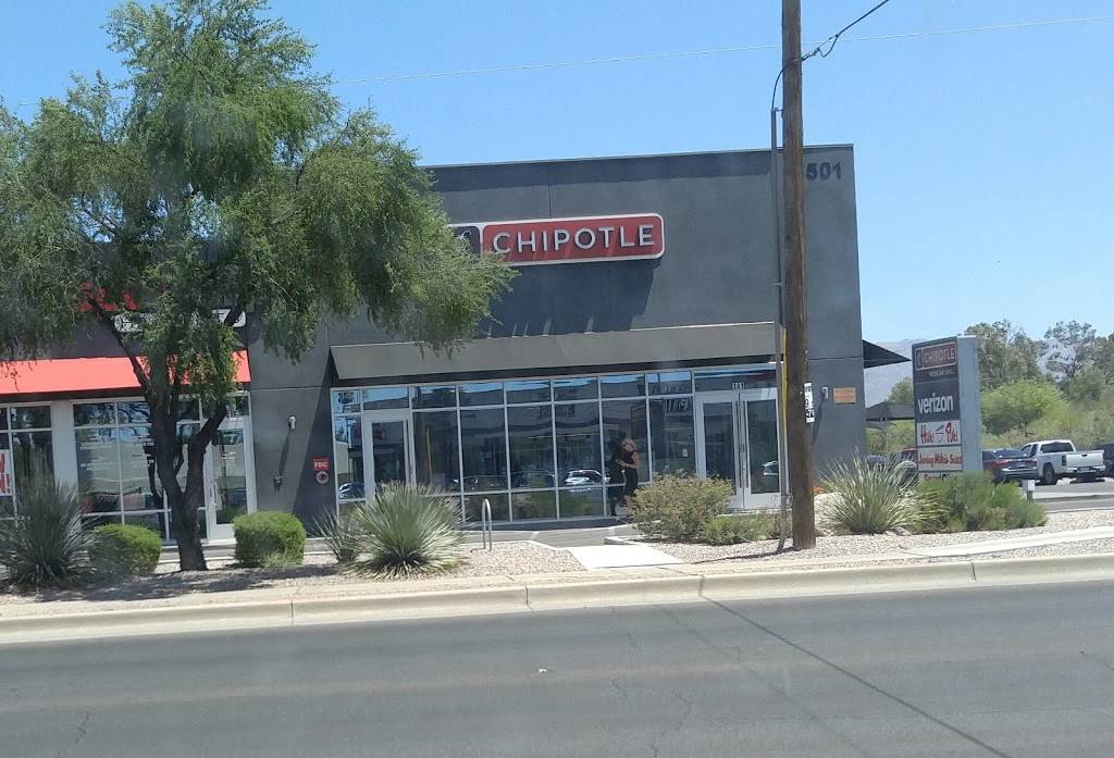 Chipotle Mexican Grill | restaurant | 6501 E Grant Rd #141, Tucson, AZ 85715, USA | 5202961163 OR +1 520-296-1163