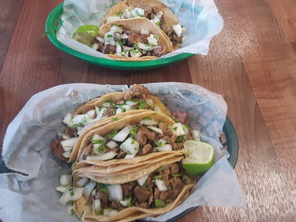 Lichas Inc | restaurant | 3045 Clinton Ave, Lorain, OH 44055, USA | 4402774442 OR +1 440-277-4442