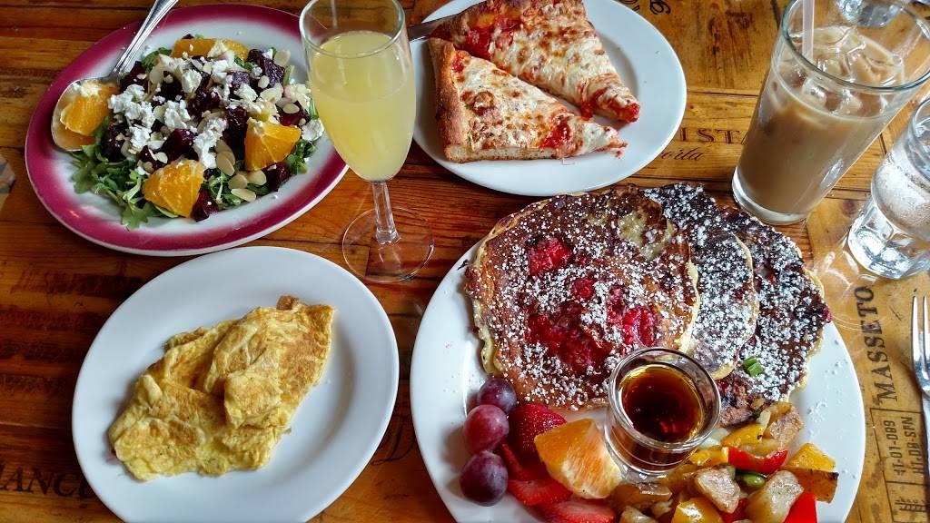 Sacs Place | restaurant | 2541 Broadway, Queens, NY 11106, USA | 7182045002 OR +1 718-204-5002