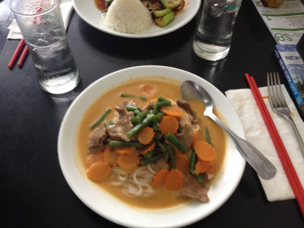 Khao Sarn Thai | meal delivery | 338 Bedford Ave, Brooklyn, NY 11211, USA | 7189631238 OR +1 718-963-1238