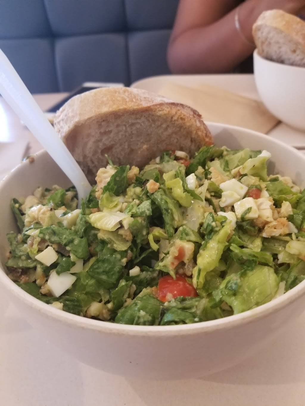 Chopt Creative Salad Co. | restaurant | 8022 Providence Rd, Charlotte, NC 28277, USA | 7048178677 OR +1 704-817-8677