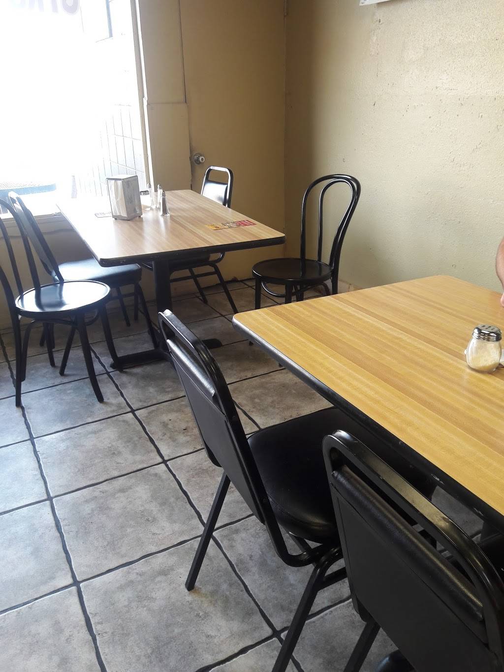 NY Giant Pizza & Grill | meal delivery | 5643 E Colonial Dr, Orlando, FL 32807, USA | 4072708588 OR +1 407-270-8588