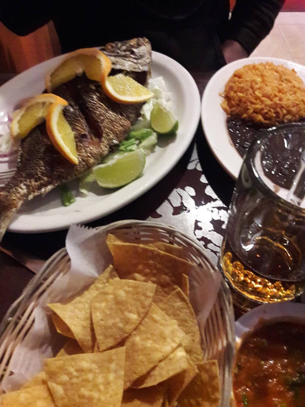 Vista Hermosa | restaurant | 1201 Evergreen Ave, Bronx, NY 10472, USA | 7188609674 OR +1 718-860-9674