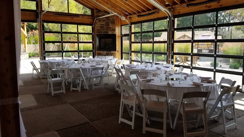 The Trout Club | restaurant | 2250 Horns Hill Rd NE, Newark, OH 43055, USA | 7403662770 OR +1 740-366-2770