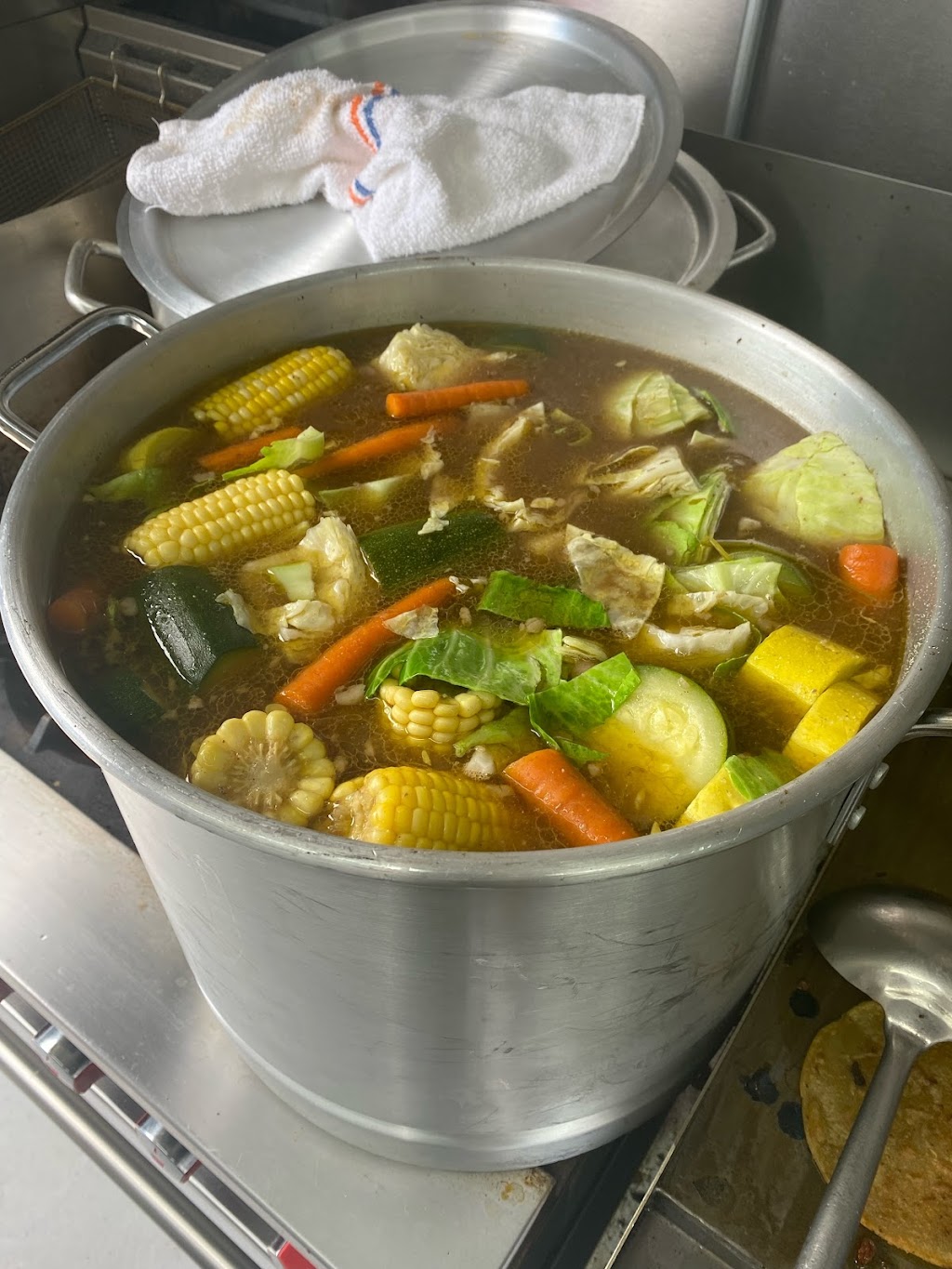 Taqueria El Rinconcito | restaurant | 307 Mountain Dr, Destin, FL 32541, USA | 8508228641 OR +1 850-822-8641