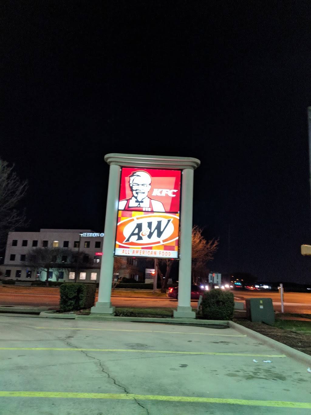 KFC | restaurant | 733 Hebron Pkwy, Lewisville, TX 75057, USA | 9723158600 OR +1 972-315-8600