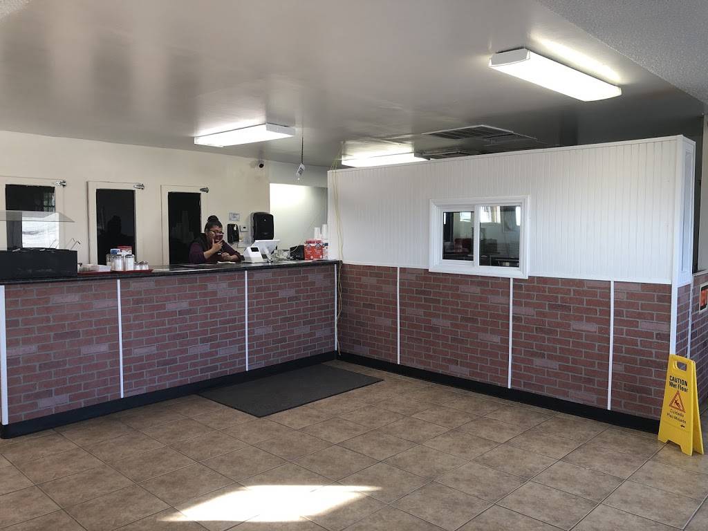 Yoly’s Taqueria & Pupuseria | restaurant | 17760 Adelanto Rd, Adelanto, CA 92301, USA | 4422491985 OR +1 442-249-1985