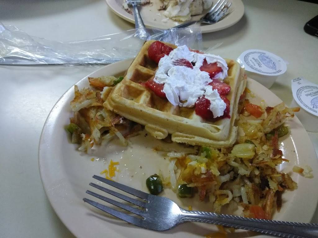 Myrtles Place Back Alley BBQ | restaurant | 109 N Broadway St, Poplar Bluff, MO 63901, USA | 5737859203 OR +1 573-785-9203