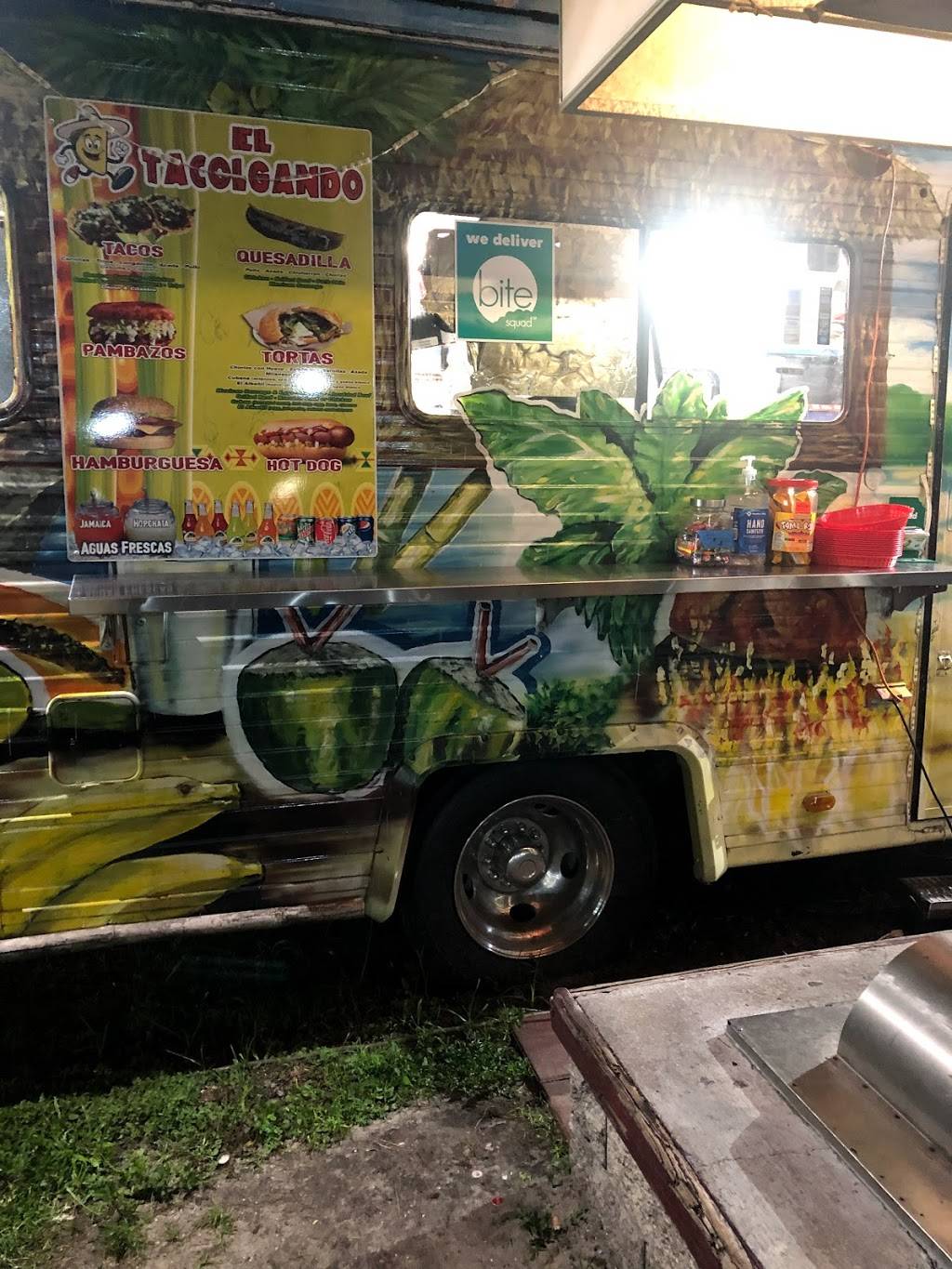 Tacolgando | restaurant | Tampa, FL 33614, USA | 8135974570 OR +1 813-597-4570