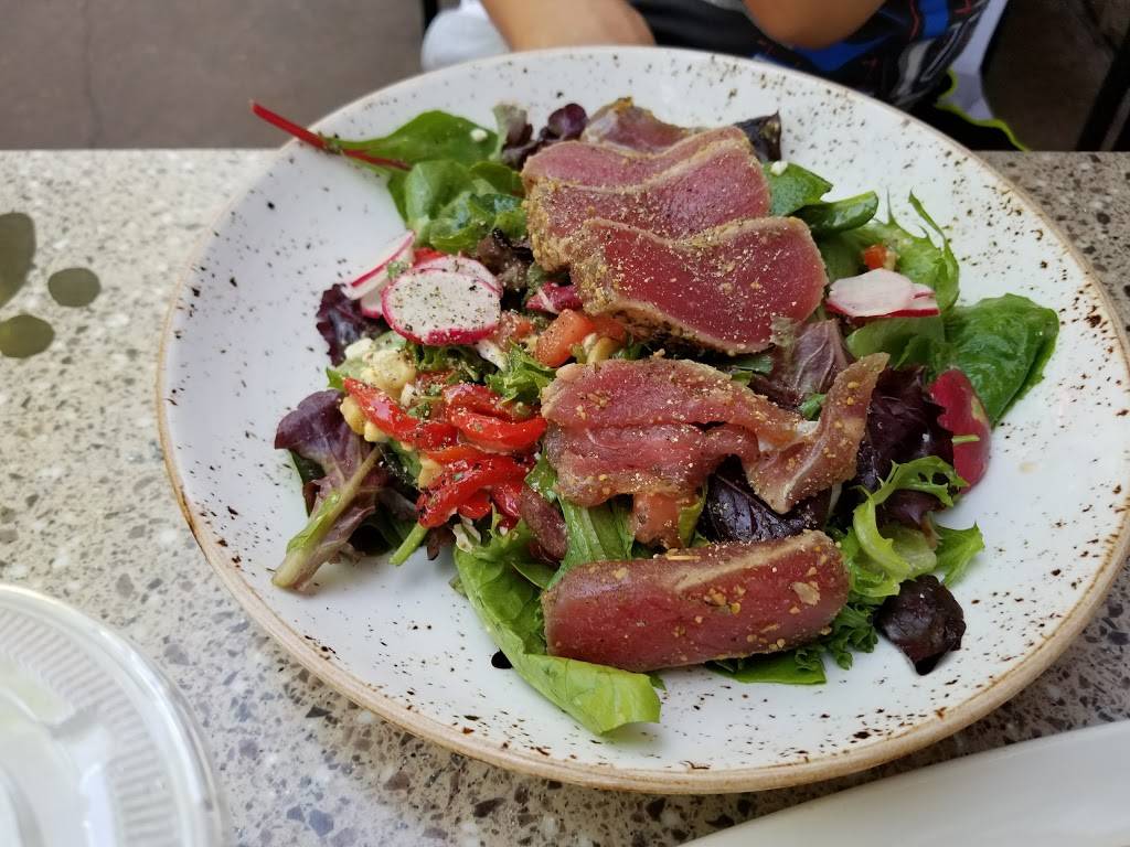 Lazy Dog Restaurant & Bar | restaurant | 240 S State College Blvd, Brea, CA 92821, USA | 7145299300 OR +1 714-529-9300