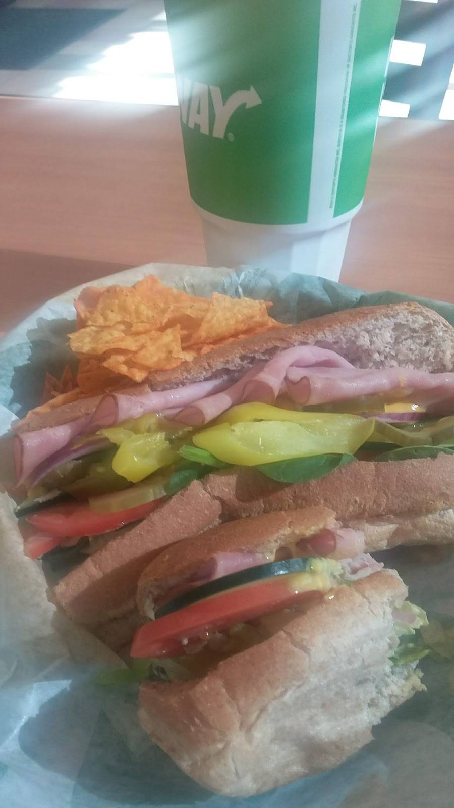 Subway | restaurant | 3006 A, Ming Ave, Bakersfield, CA 93304, USA | 6618362781 OR +1 661-836-2781