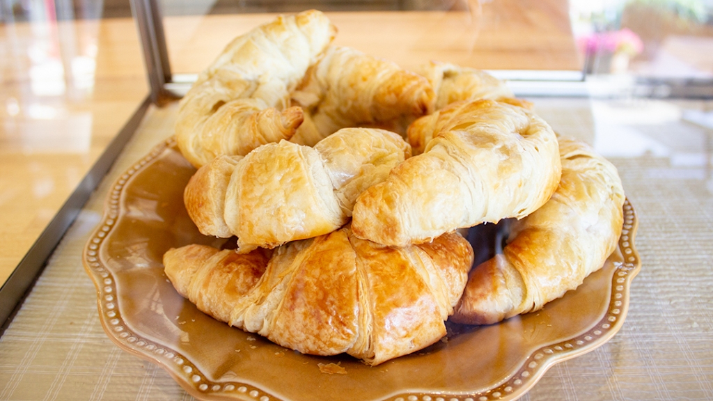 Root 31 | cafe | 3349 Monroe Ave, Rochester, NY 14618, USA | 5853835660 OR +1 585-383-5660