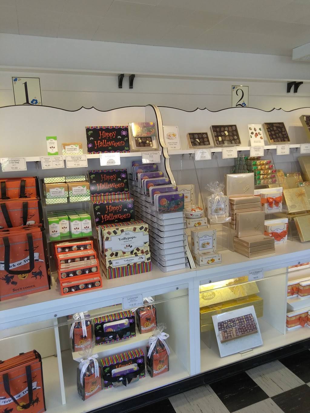 Jack in the Box | restaurant | 3521 Central Ave, Riverside, CA 92506, USA | 9517810832 OR +1 951-781-0832