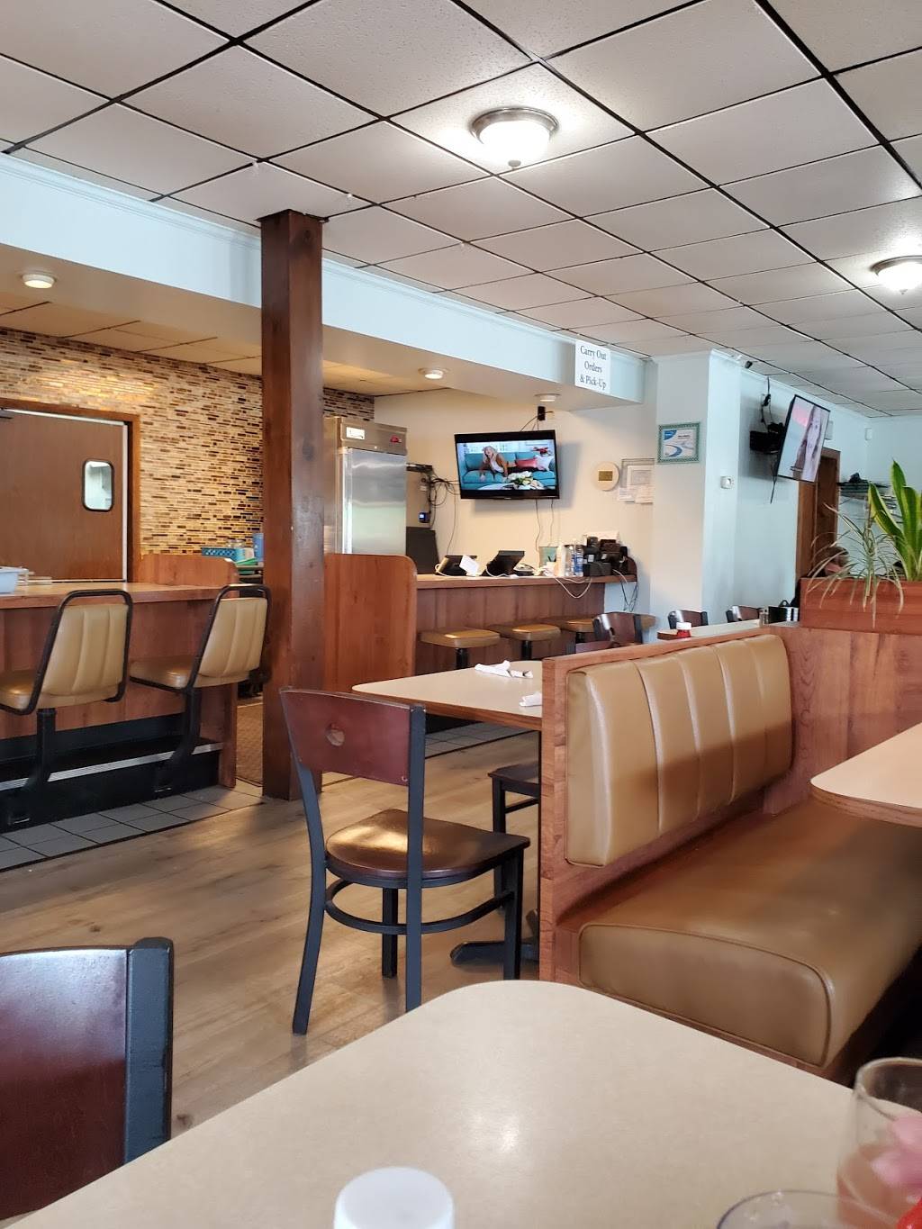 Boardwalks | restaurant | 3608 E Market St, York, PA 17402, USA | 7177517711 OR +1 717-751-7711