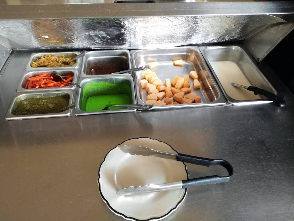 The Bombay Grill | restaurant | 5694 Hwy 7, Markham, ON L3P 1B4, Canada | 9055546666 OR +1 905-554-6666