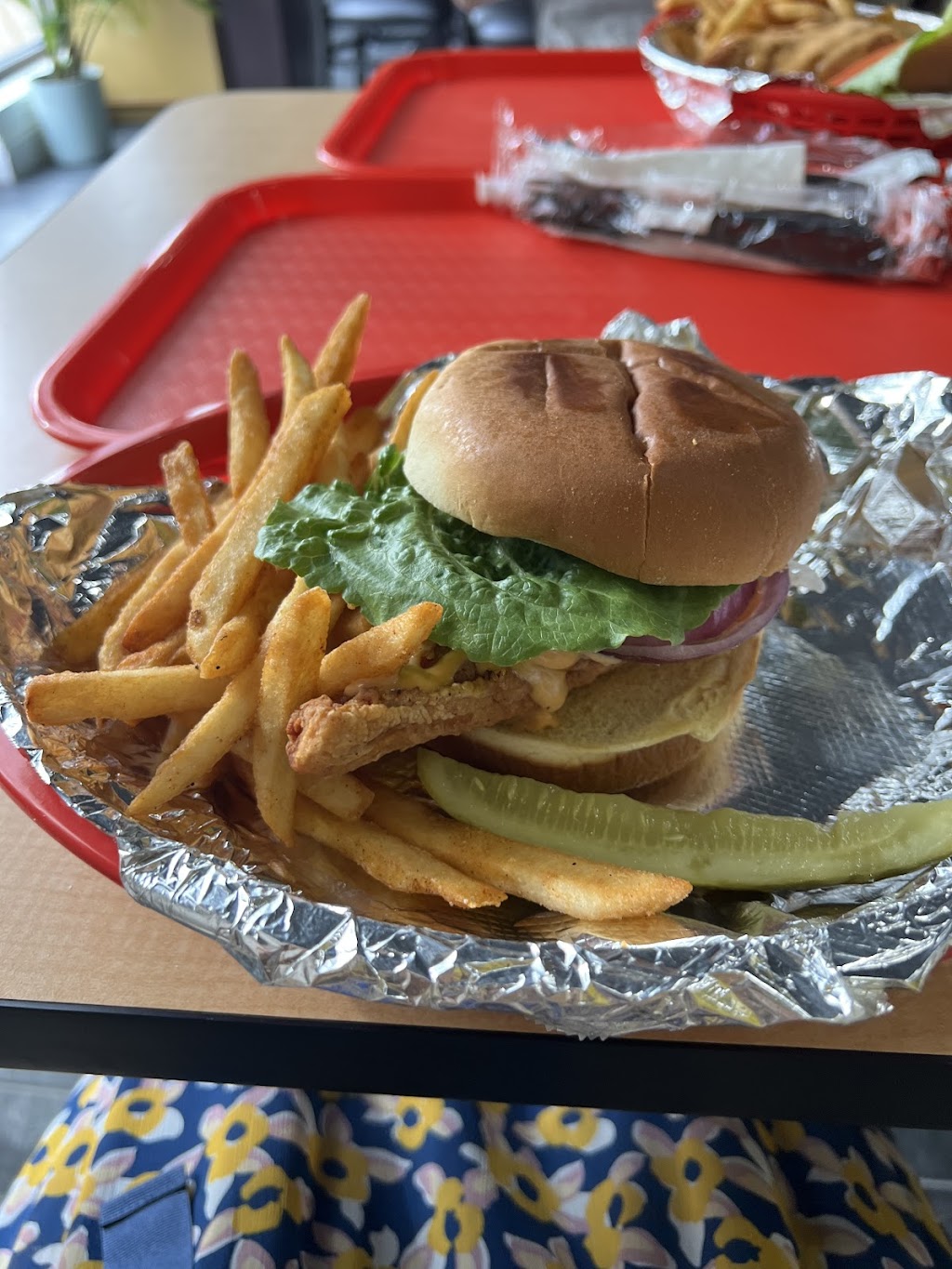 Chicken Kraze | restaurant | 22225 Michigan Ave, Dearborn, MI 48124, USA | 3136339096 OR +1 313-633-9096