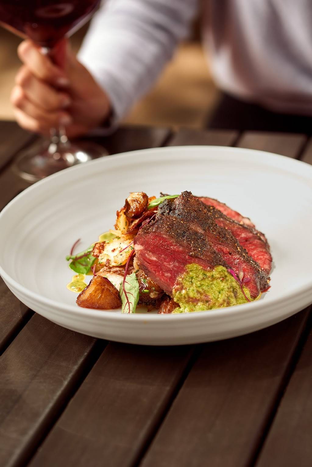 Benchmark | restaurant | 601 E Santa Ana Blvd, Santa Ana, CA 92701, USA | 7144800225 OR +1 714-480-0225