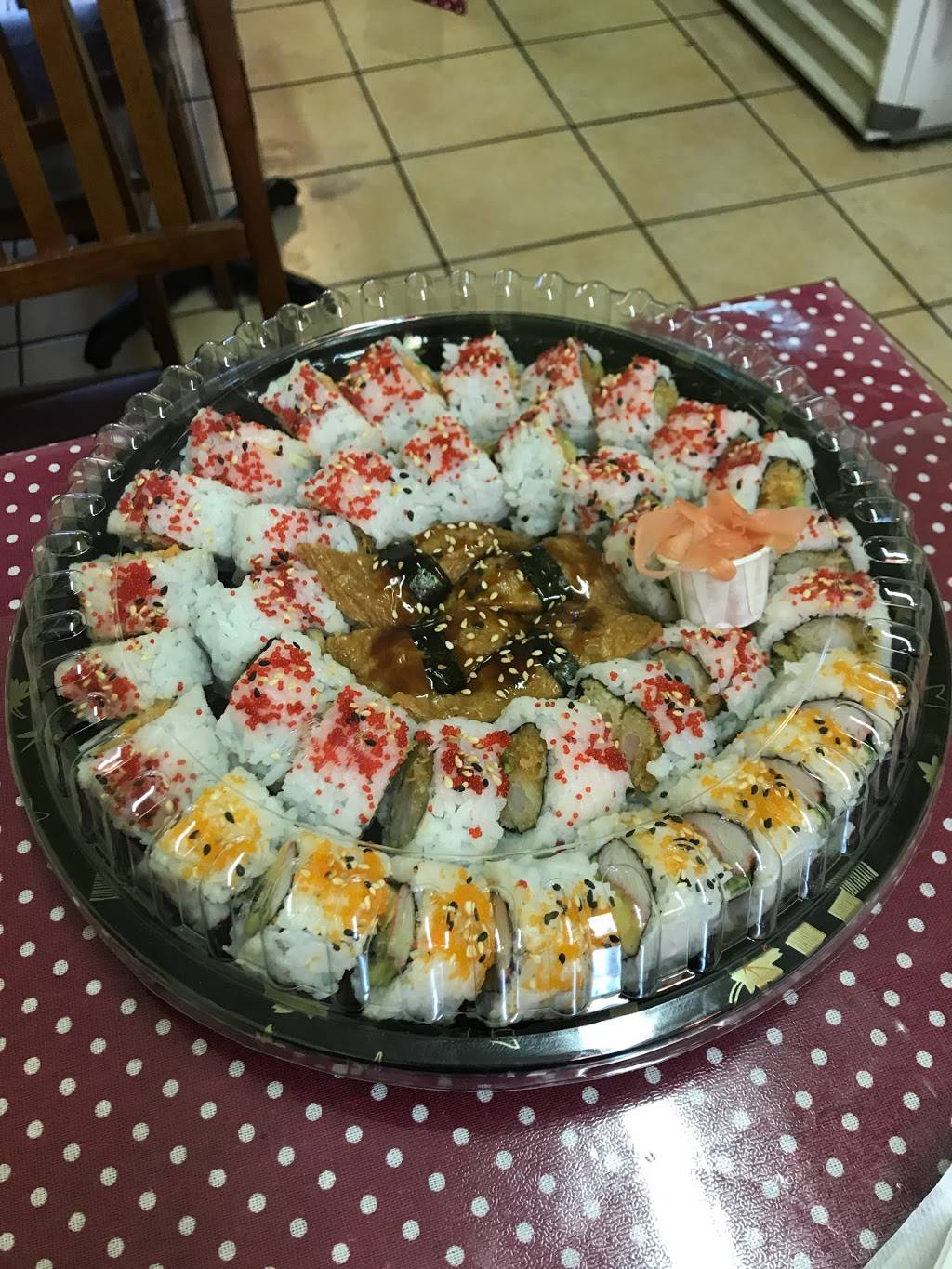 Sushi Hoshimi | restaurant | 6573 Avenue Somerled, Montréal, QC H4V 1S9, Canada | 5144194119 OR +1 514-419-4119