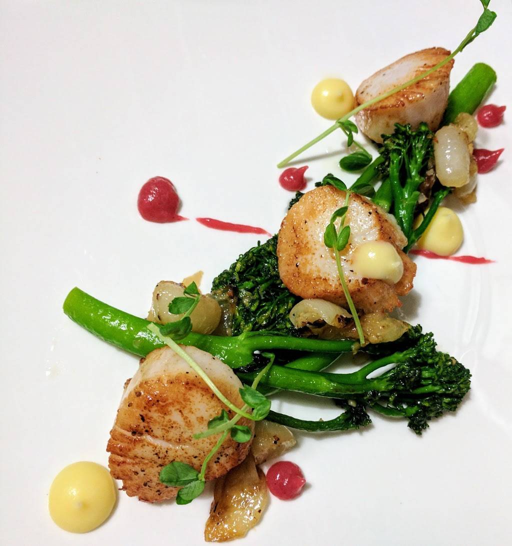 When Pigs Fly Restaurant & Pizzeria | bakery | 460 US-1, Kittery, ME 03904, USA | 2074387036 OR +1 207-438-7036