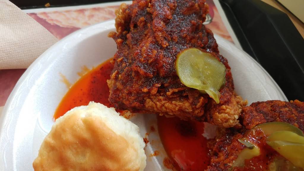 KFC | restaurant | 501 Main St, Waltham, MA 02452, USA | 7818918472 OR +1 781-891-8472