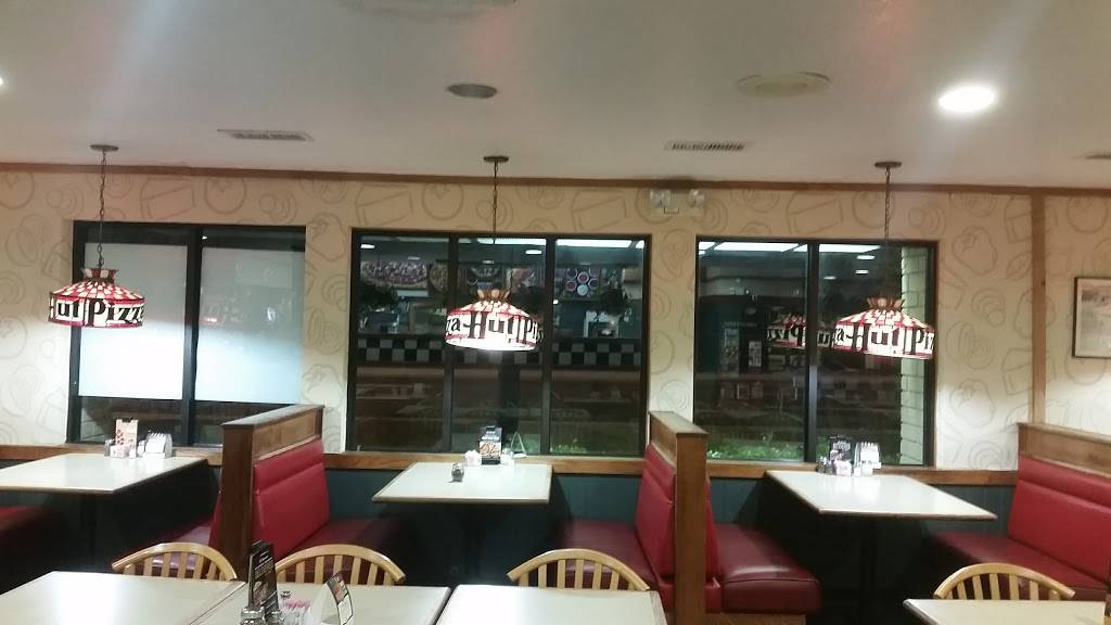 Pizza Hut | restaurant | 1421 34th St N, St. Petersburg, FL 33713, USA | 7273217700 OR +1 727-321-7700